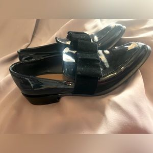 ZARA black patent and velvet bow loafer shoes